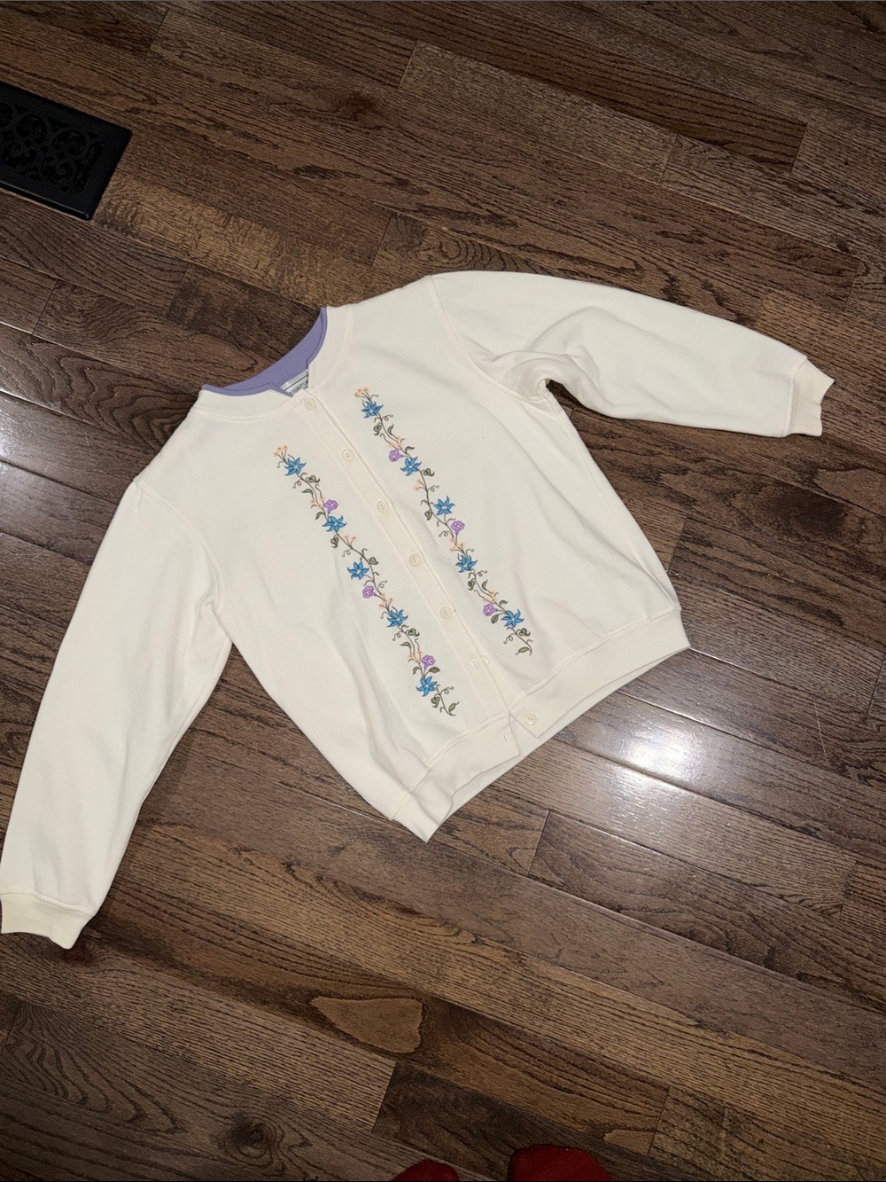 Vintage 90s Shenanigans Floral Embroidered Cardigan Sweatshirt Cottagecore M